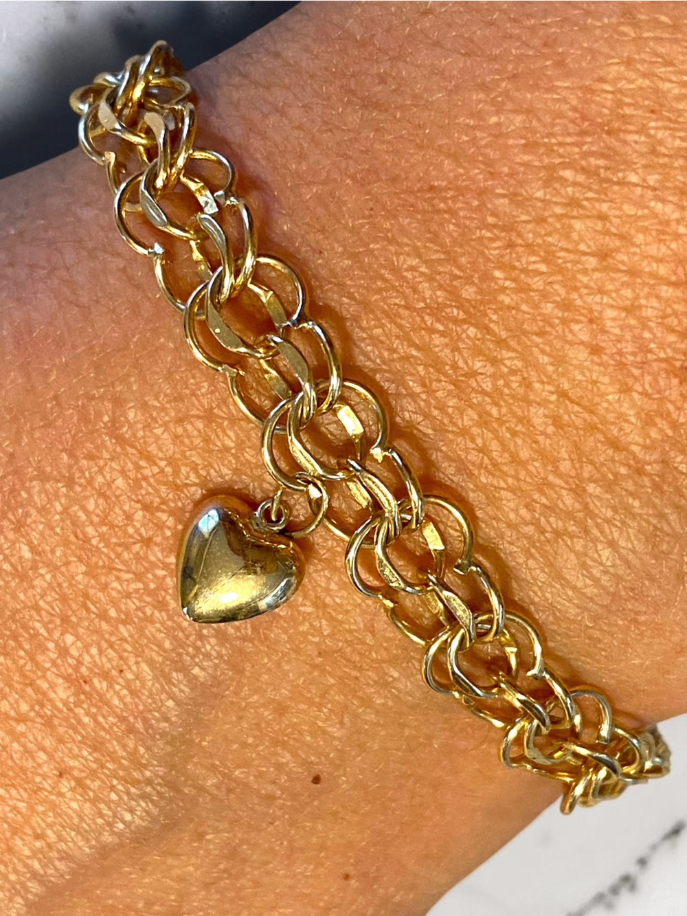 Beautiful Estate 14K Yellow Gold HEART Circle Link Charm Bracelet!